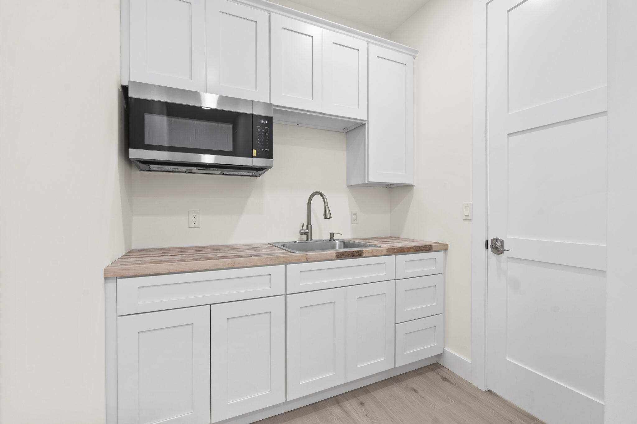 516 ALAMANDA - Residential