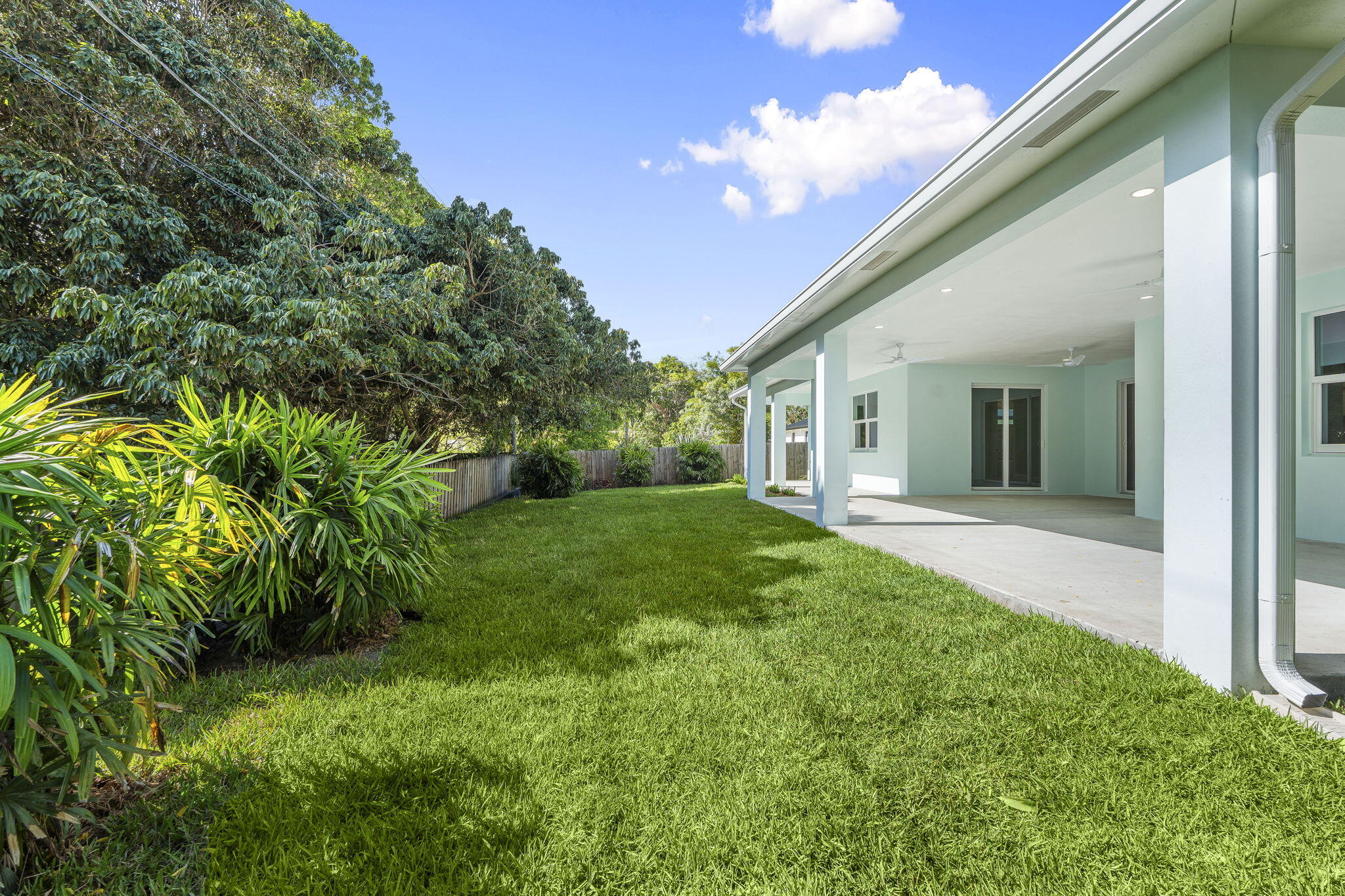 516 ALAMANDA - Residential