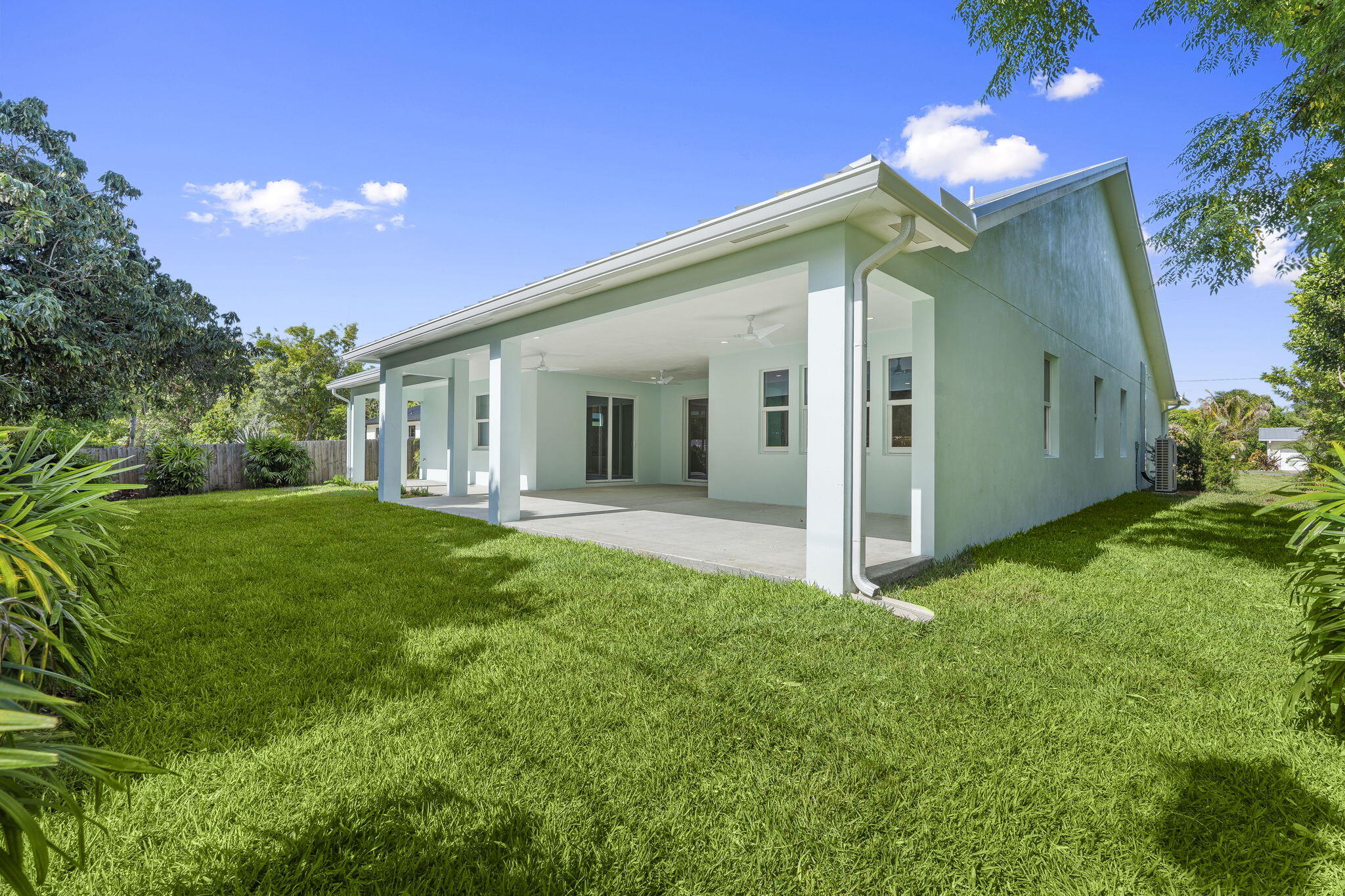 516 ALAMANDA - Residential