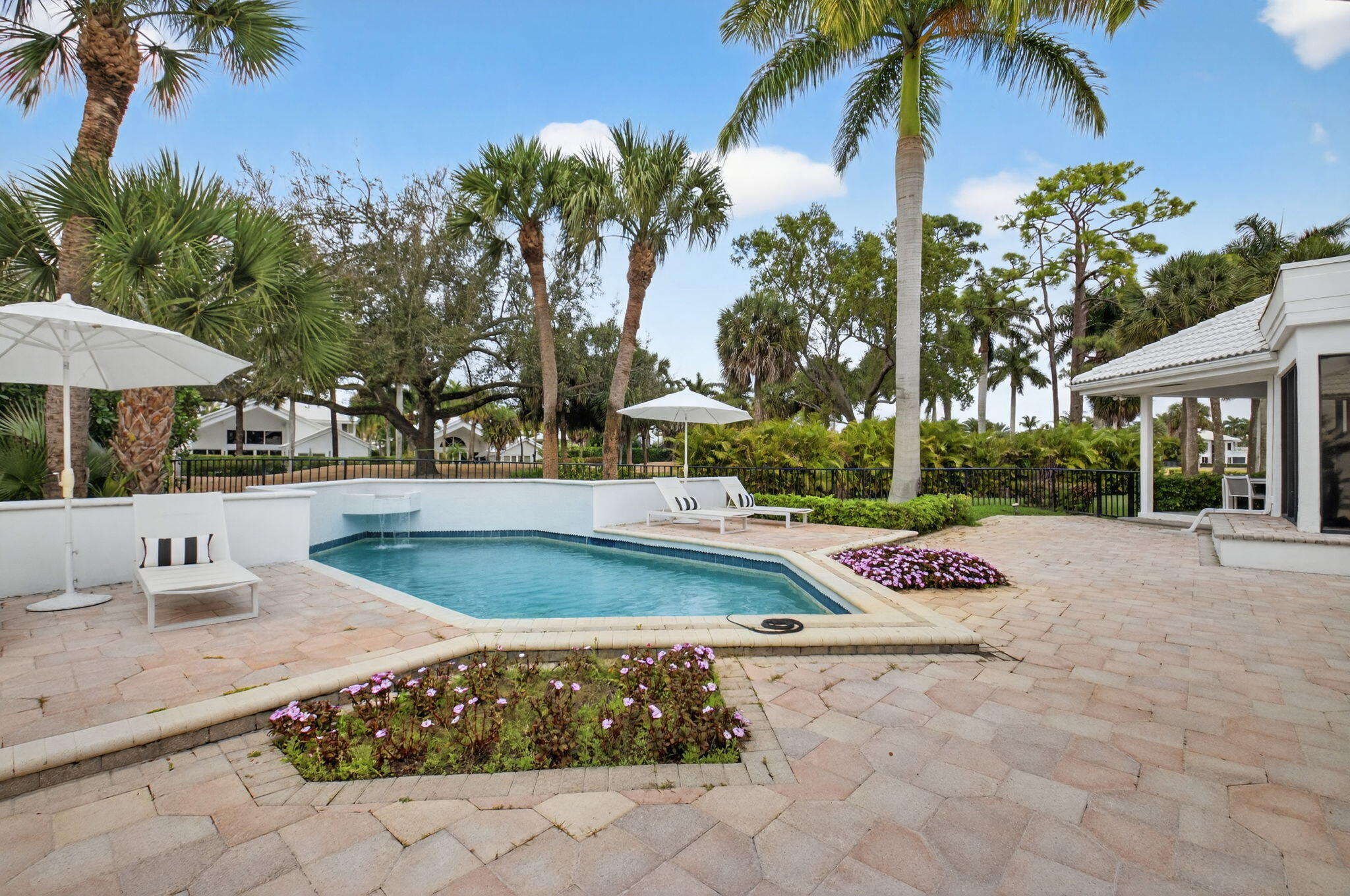 ST ANDREWS COUNTRY CLUB - Residential