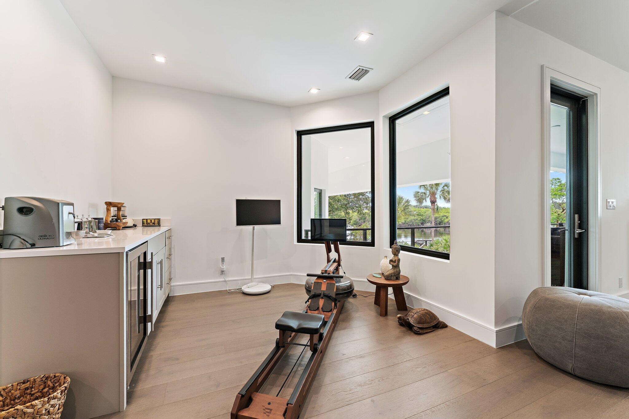 NORTH PASSAGE - Residential