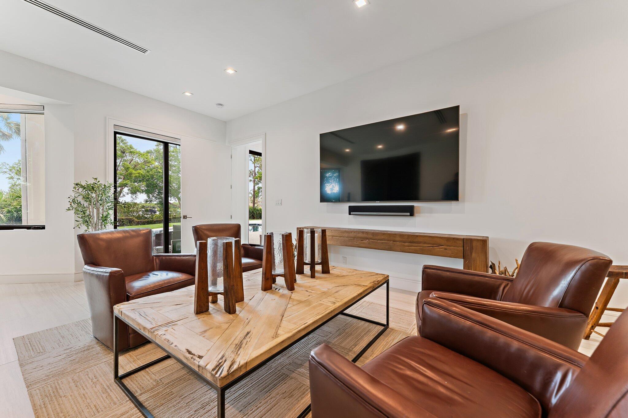 NORTH PASSAGE - Residential
