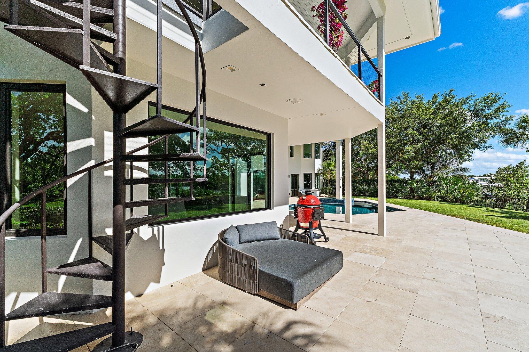 NORTH PASSAGE - Residential