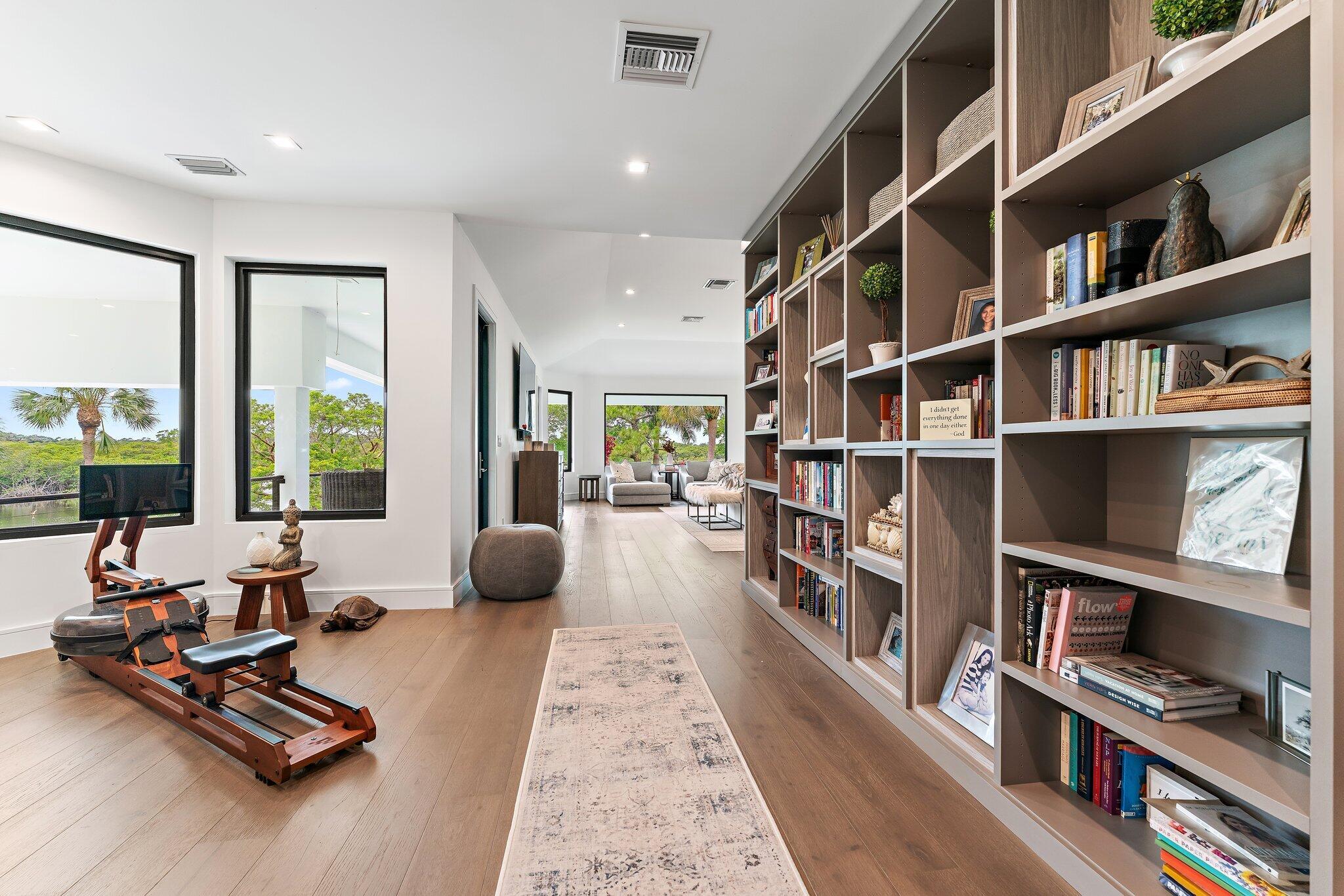 NORTH PASSAGE - Residential
