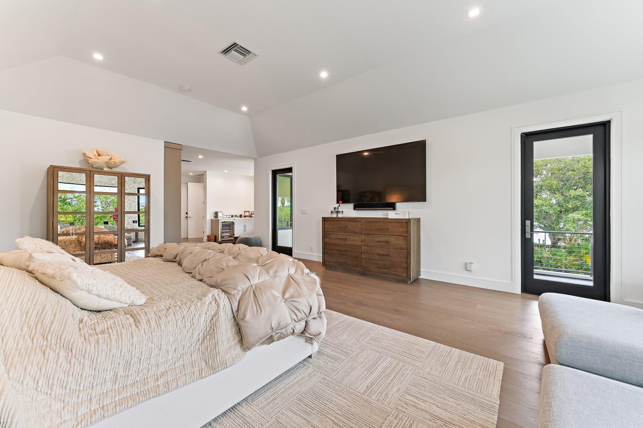 NORTH PASSAGE - Residential