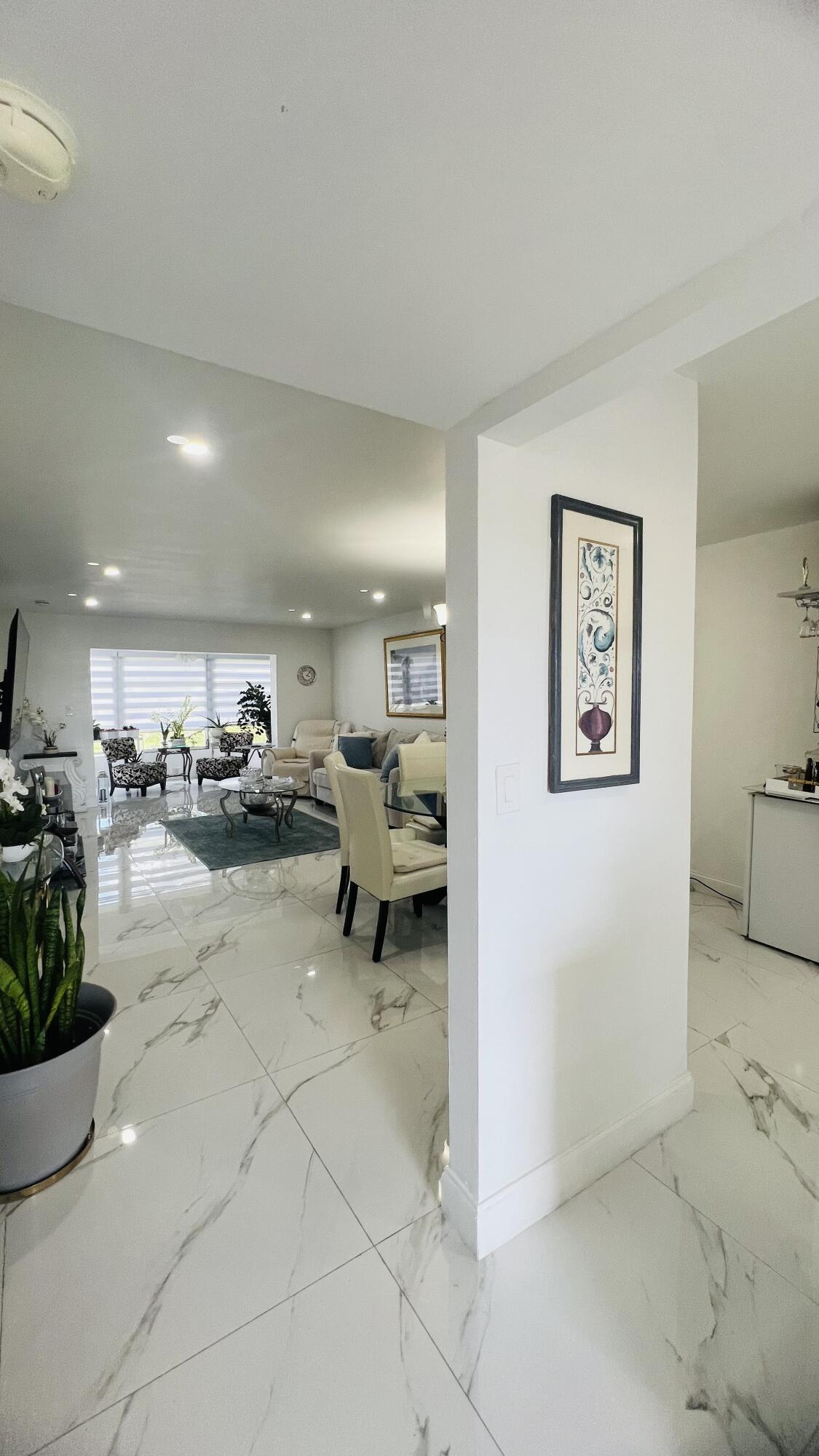 SUNRISE LAKES 100 CONDO - Residential