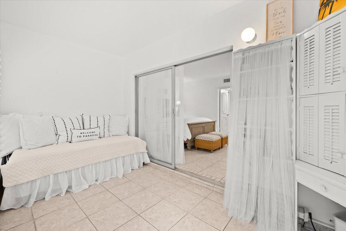 SOUTH PALM BEACH VILLAS CONDO - Residential