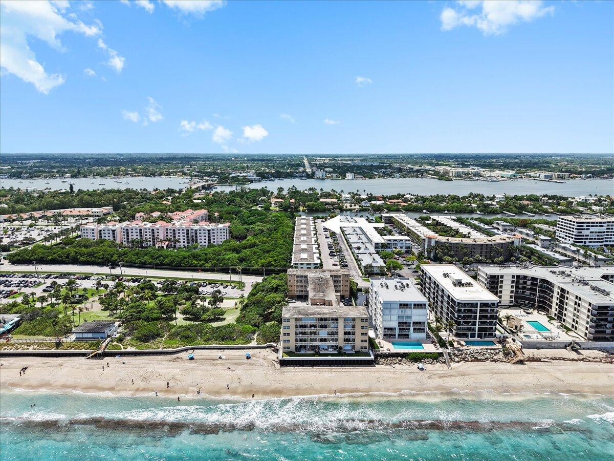 SOUTH PALM BEACH VILLAS CONDO - Residential