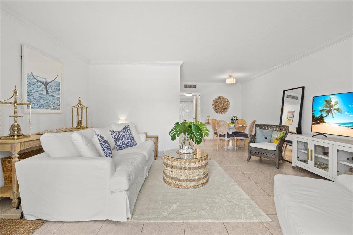 SOUTH PALM BEACH VILLAS CONDO - Residential