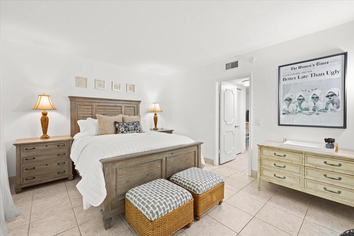 SOUTH PALM BEACH VILLAS CONDO - Residential