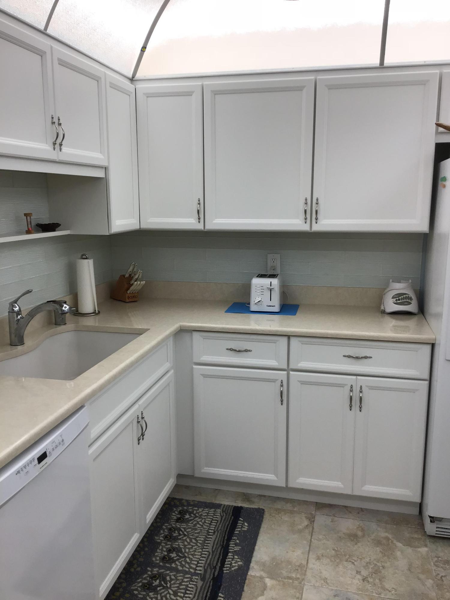 OCEAN TRAIL CONDO I - Residential Lease