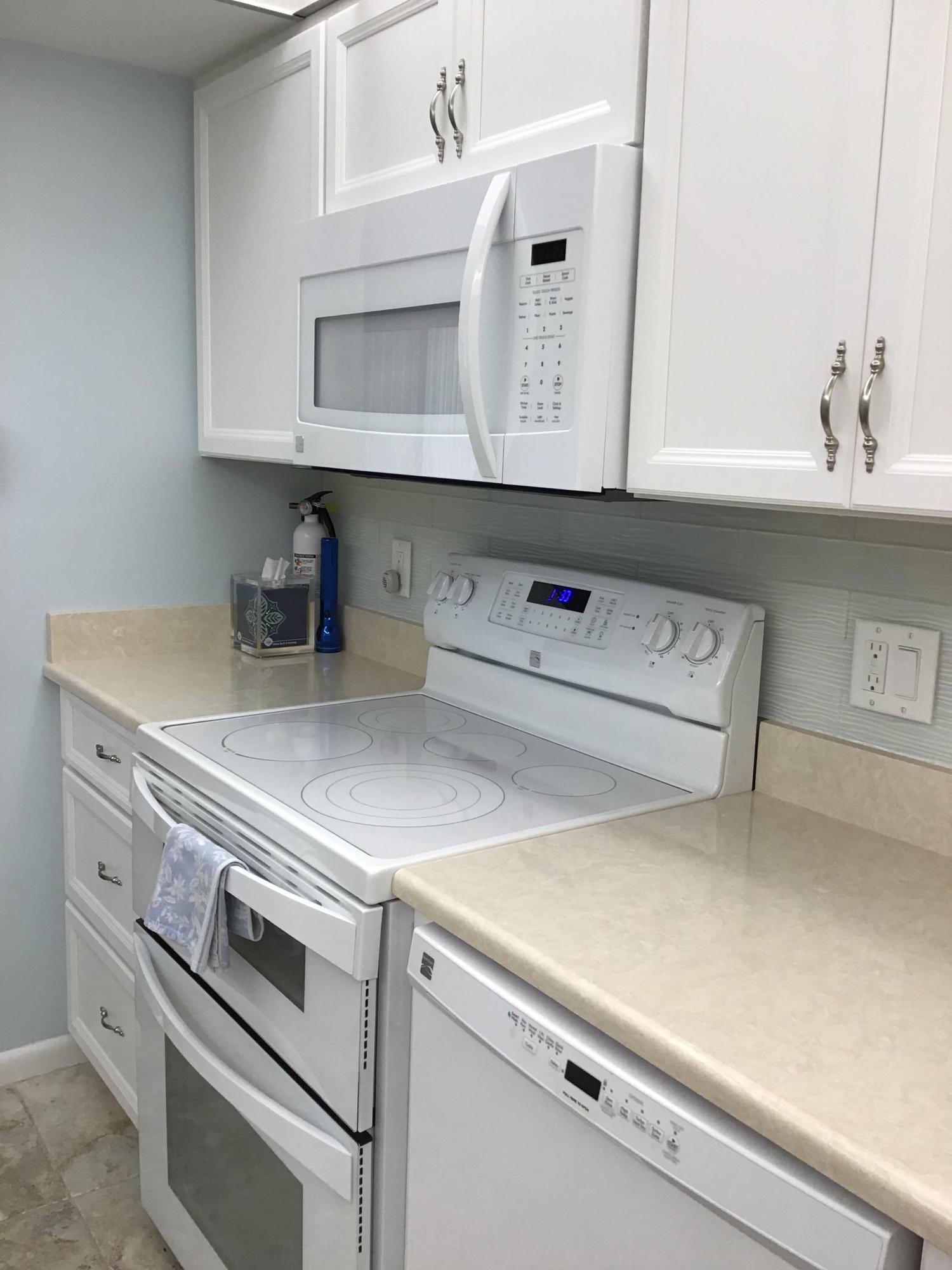 OCEAN TRAIL CONDO I - Residential Lease