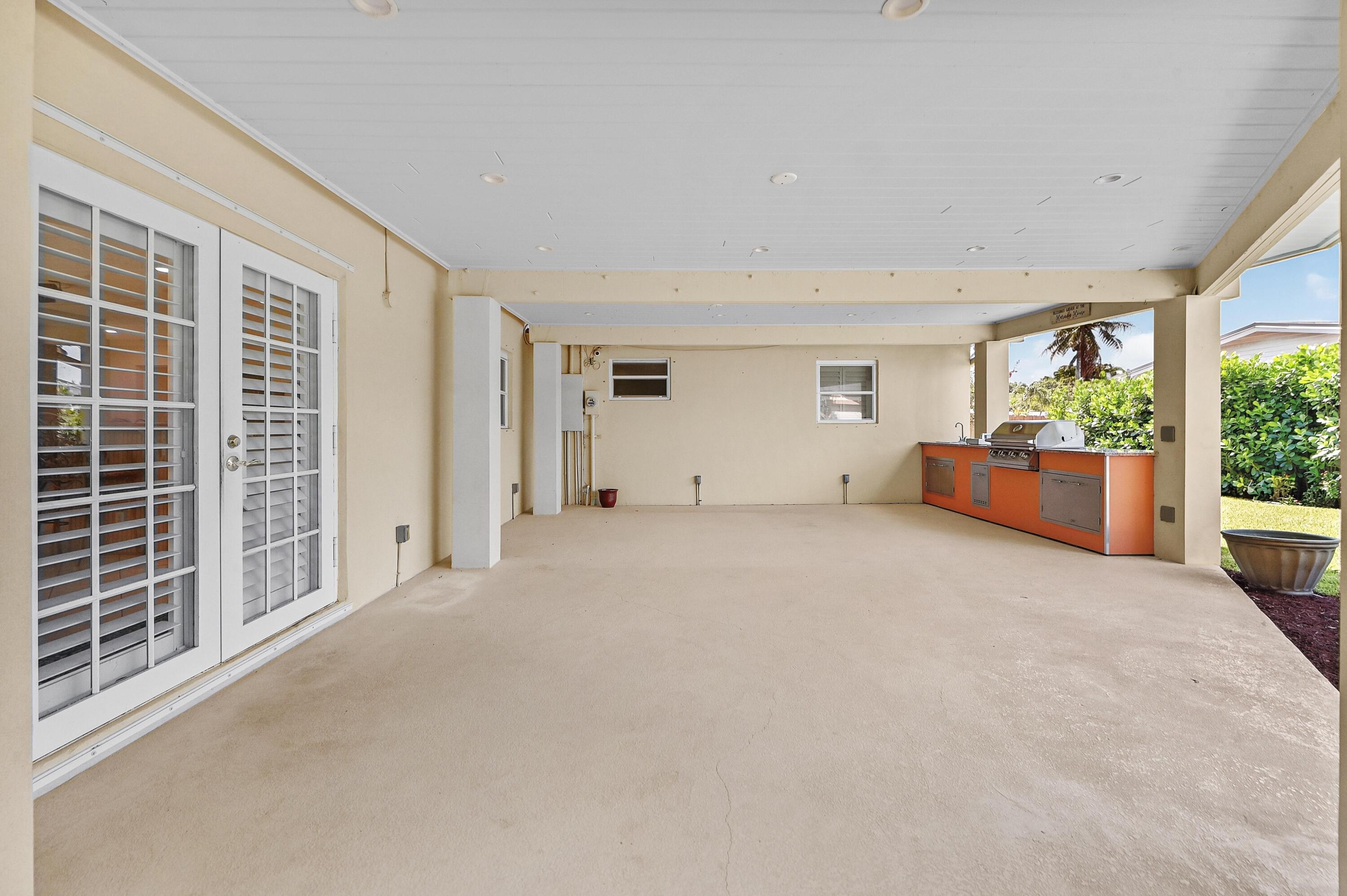 PALM SPRINGS VILLAGE - Residential