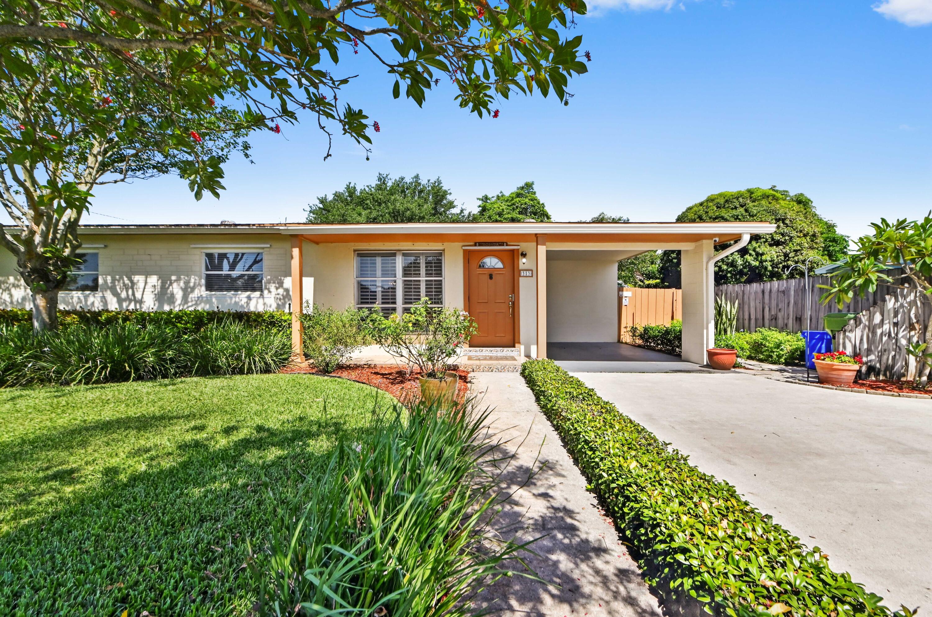 PALM SPRINGS VILLAGE - Residential