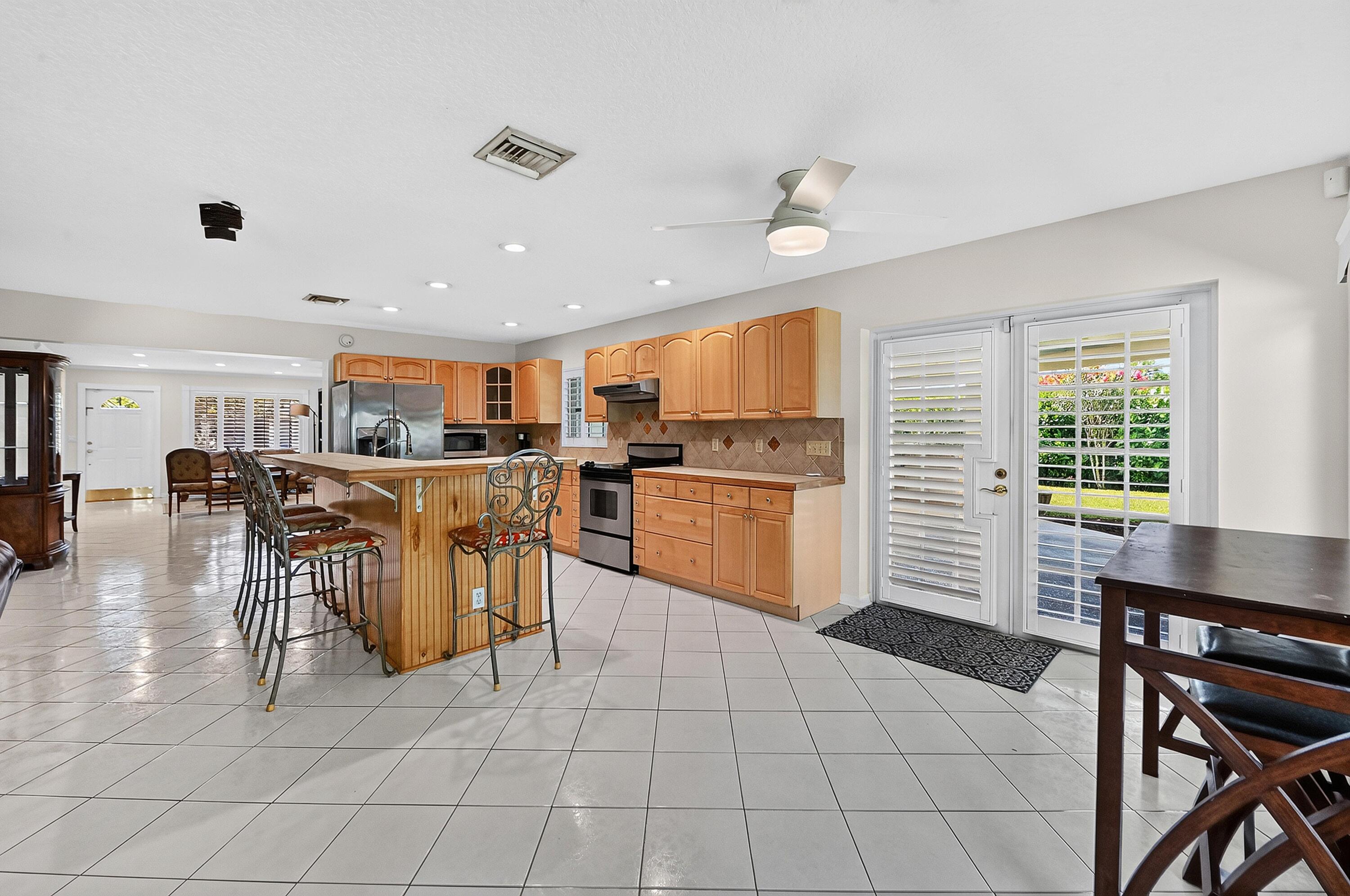PALM SPRINGS VILLAGE - Residential