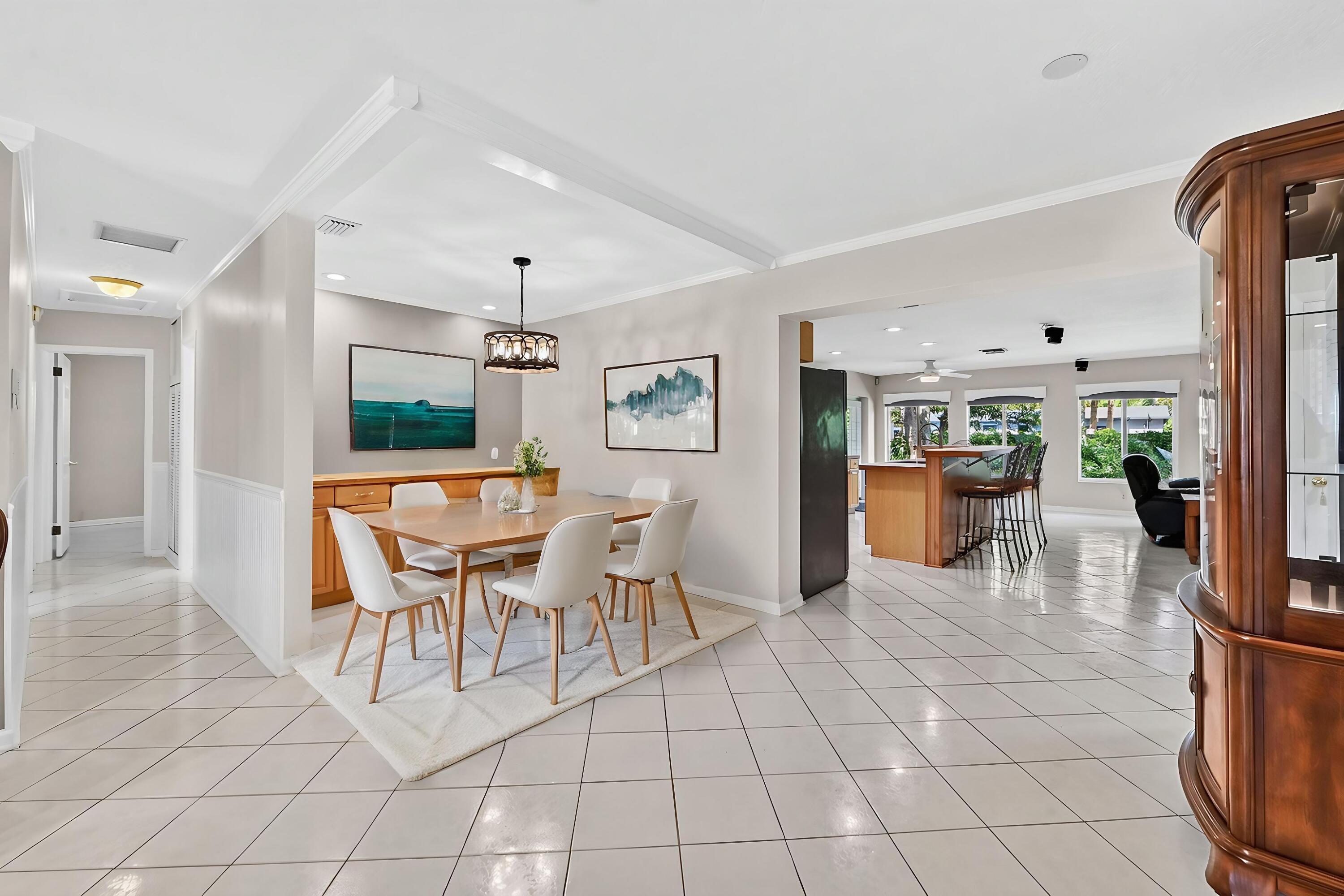 PALM SPRINGS VILLAGE - Residential
