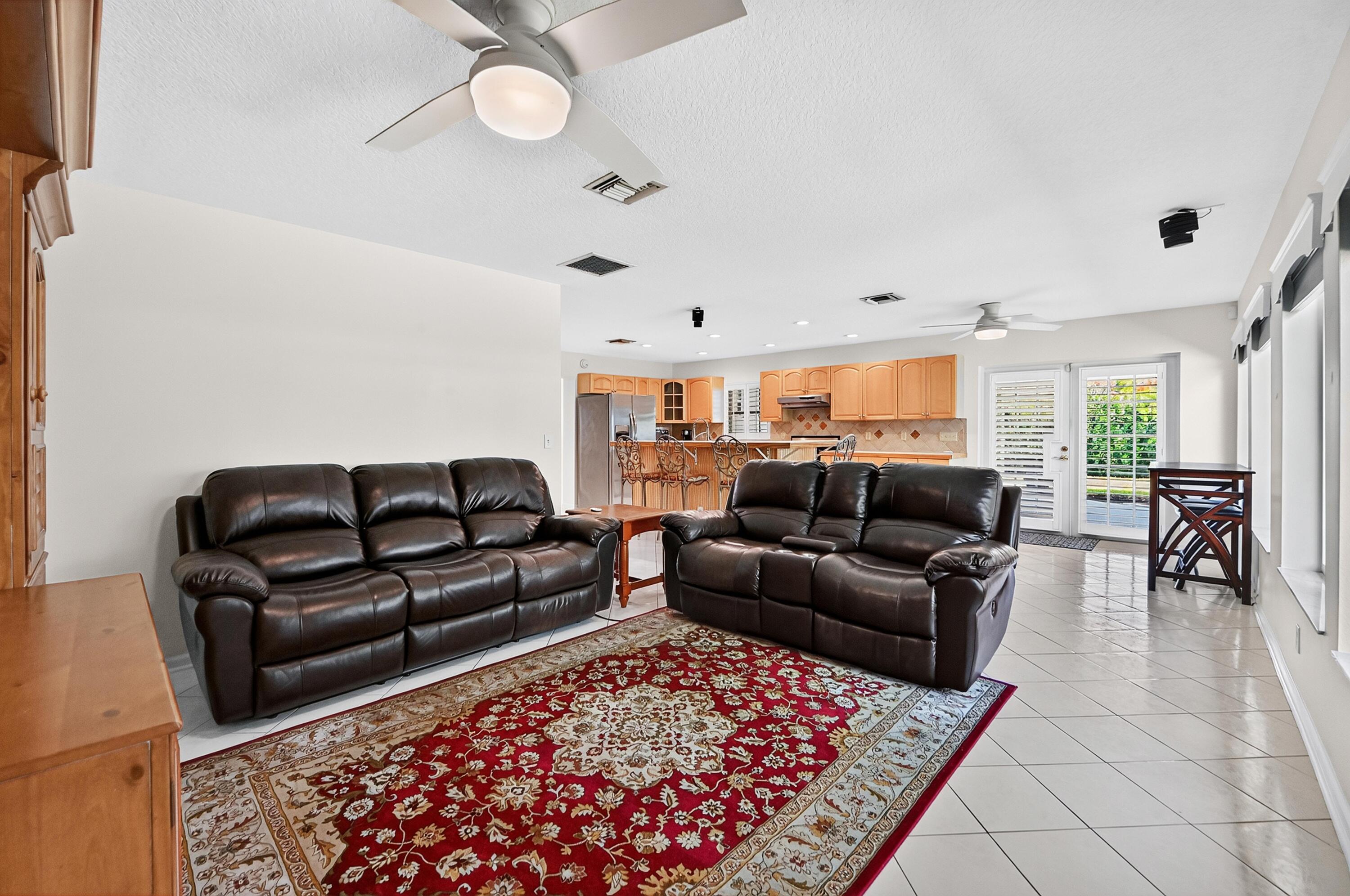 PALM SPRINGS VILLAGE - Residential