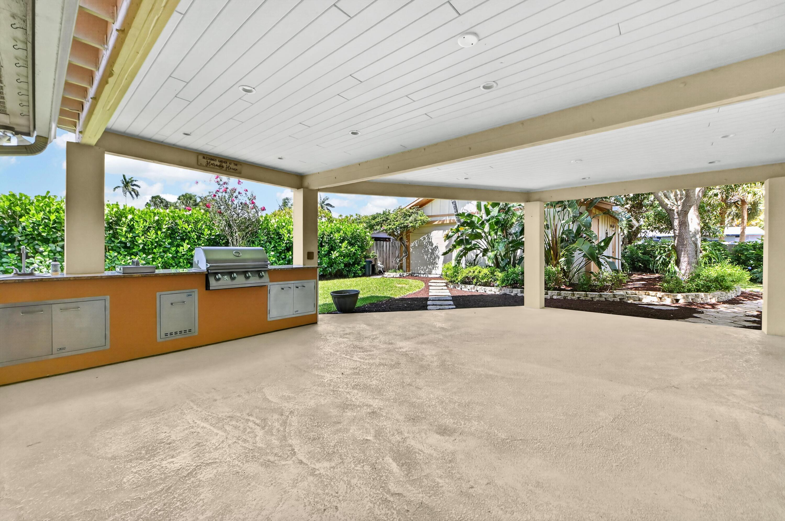 PALM SPRINGS VILLAGE - Residential