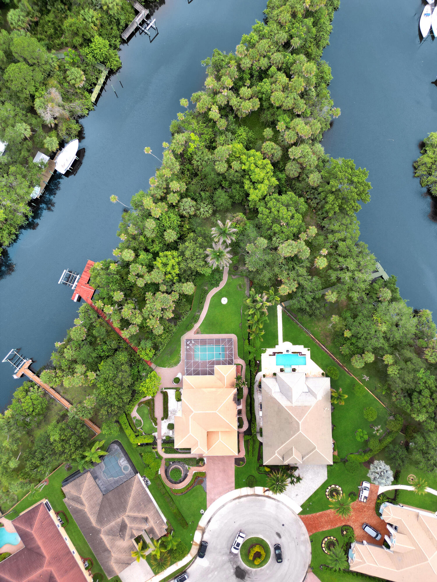 LOST RIVER MANORS - Residential