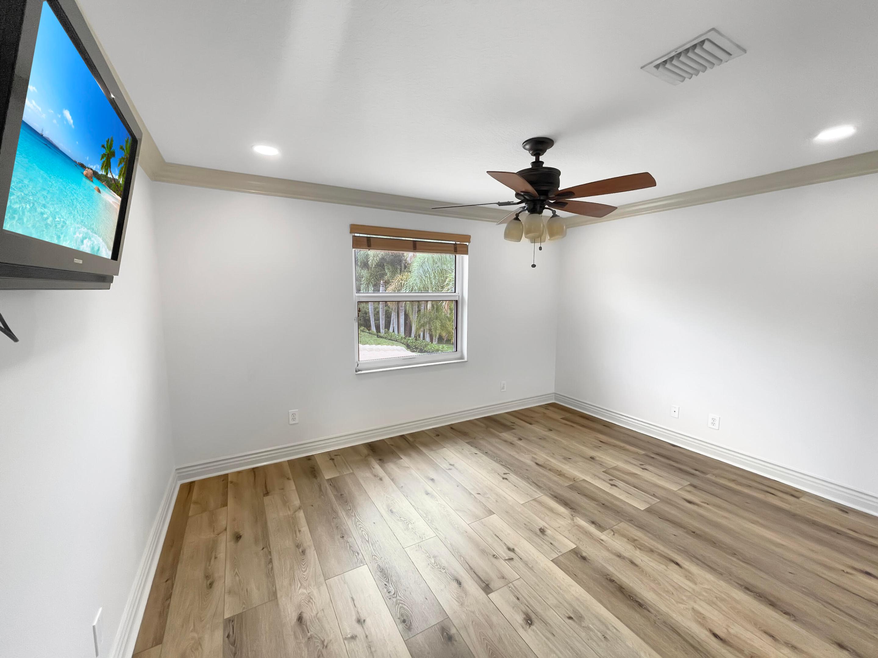 LOST RIVER MANORS - Residential
