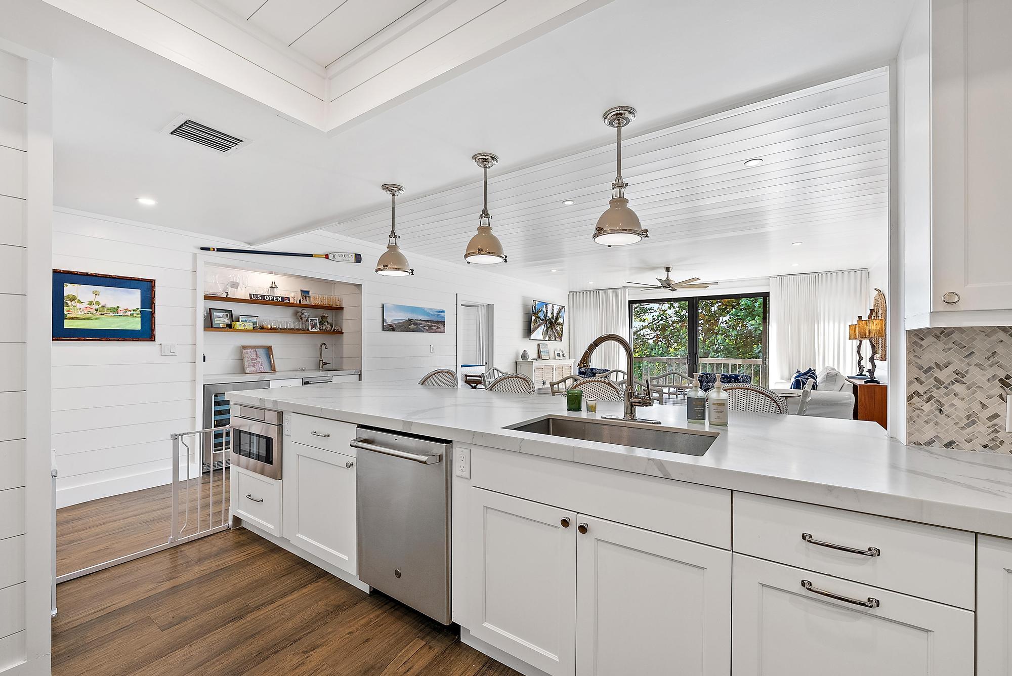 ROYAL HOMESTEAD CONDO - Residential