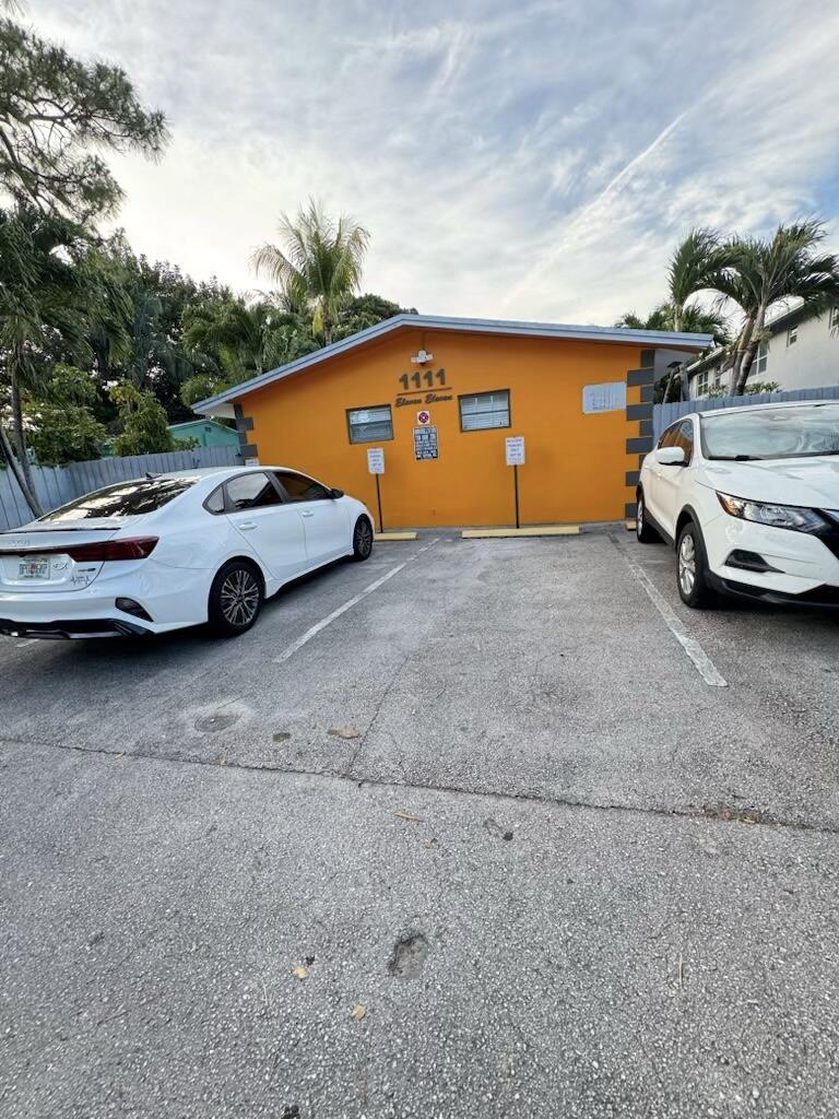 WAVERLY PLACE 2-19 D LOT 5,6 BLK 119 - Residential Income
