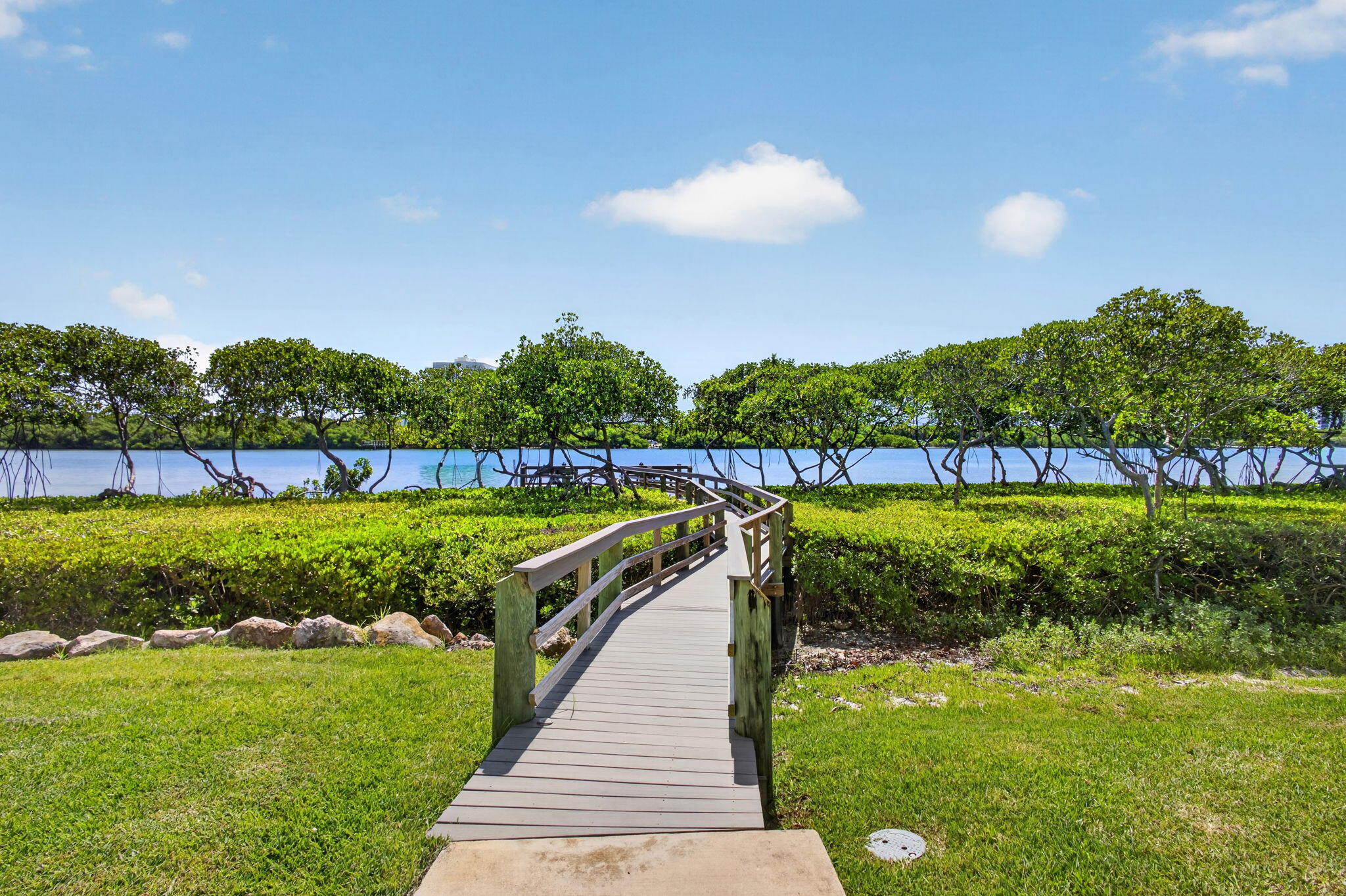 Tequesta Cove - Residential