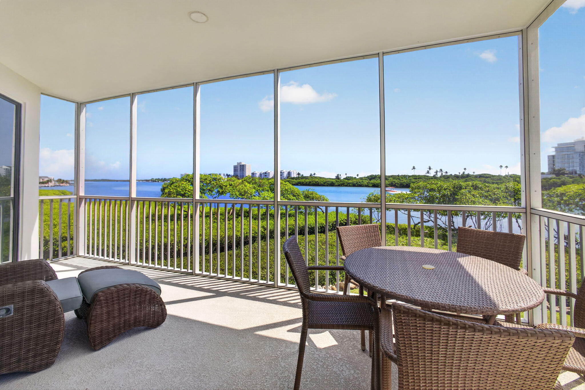 Tequesta Cove - Residential