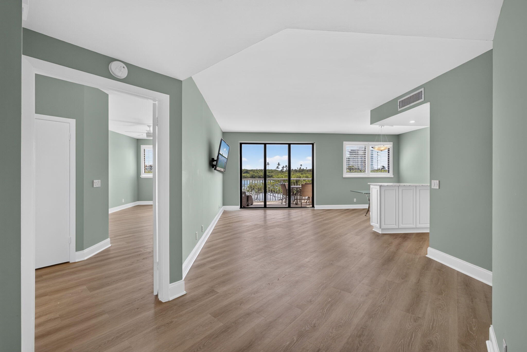 Tequesta Cove - Residential