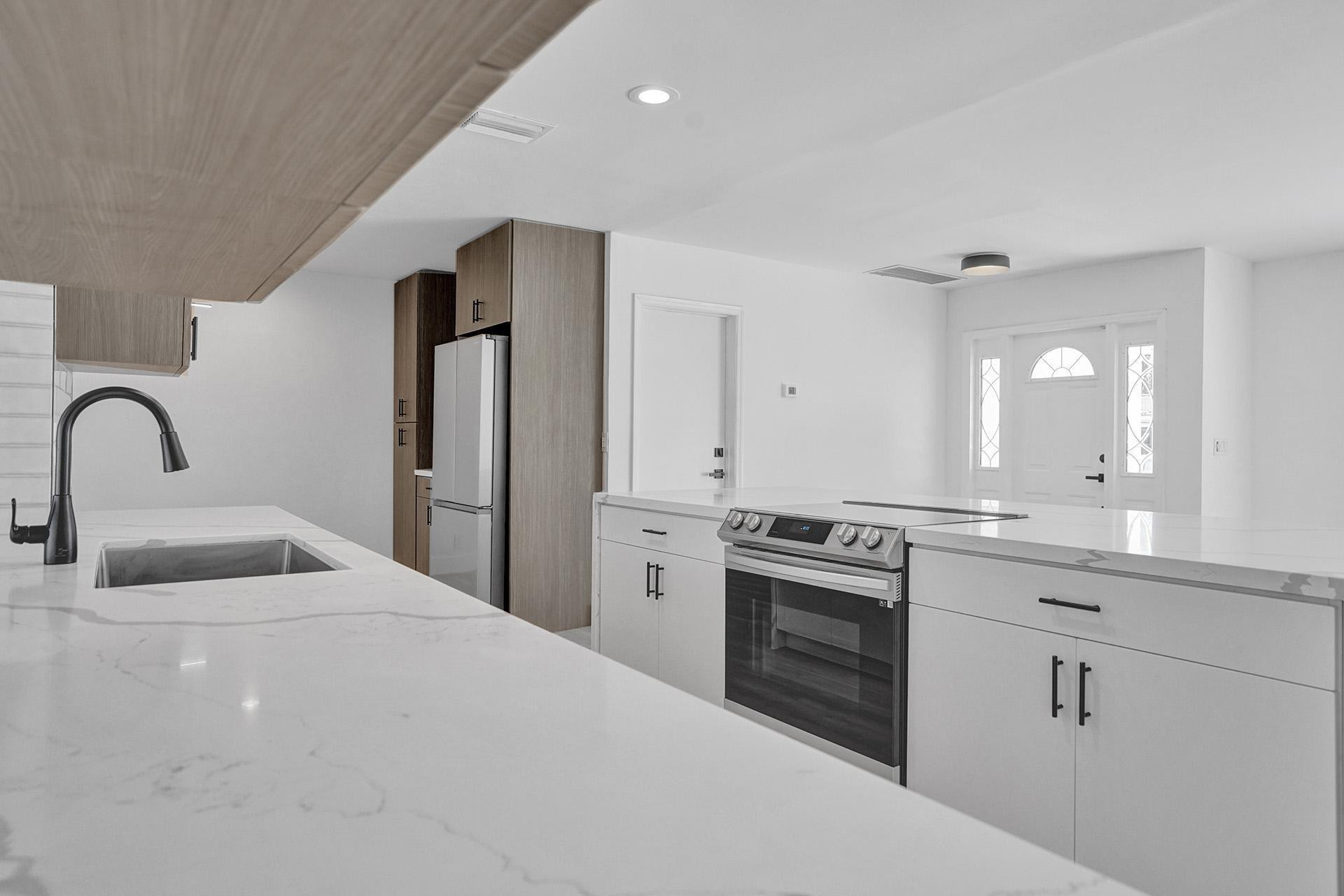 GOLF ESTATES - Residential Lease