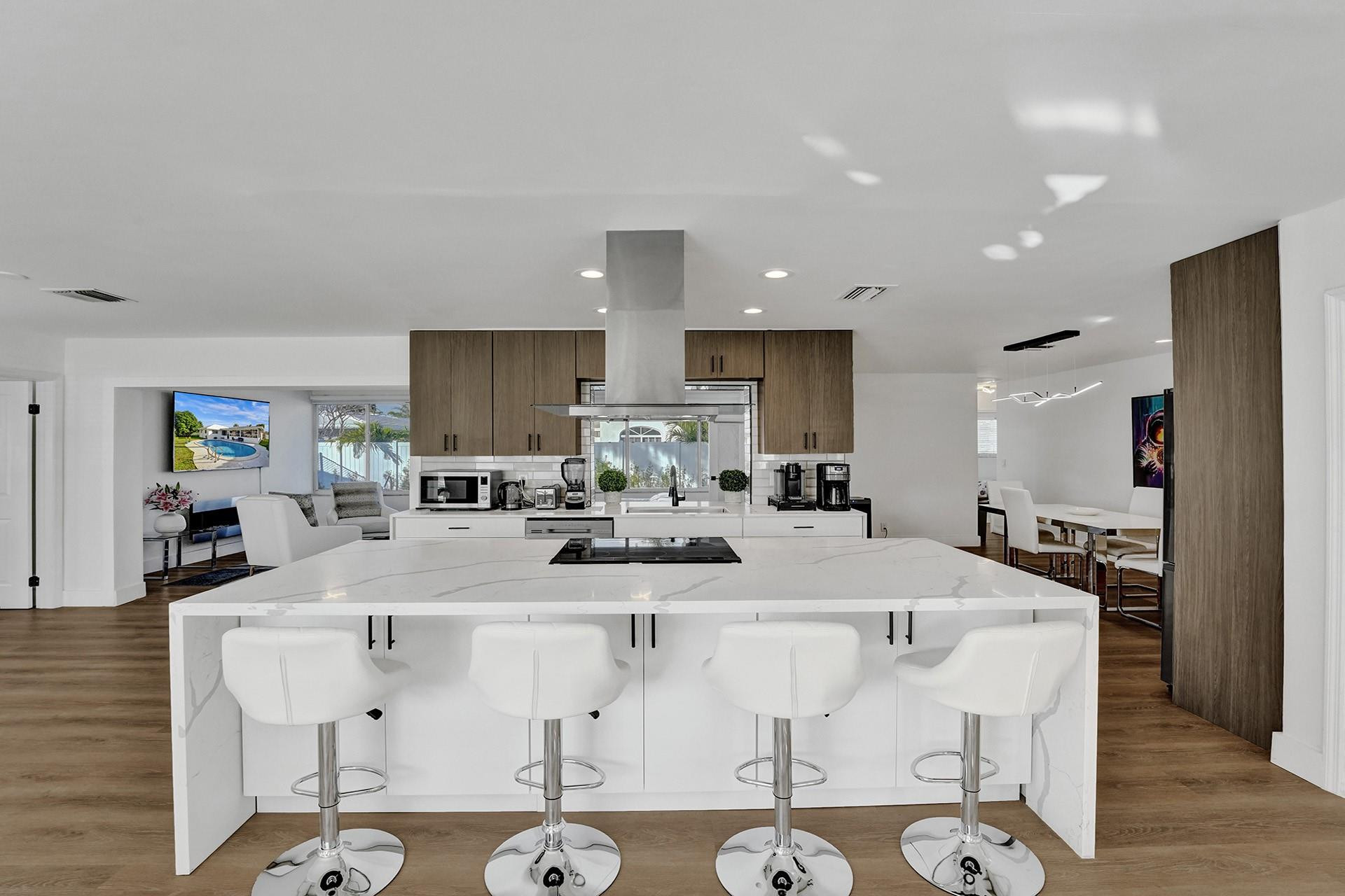 GOLF ESTATES - Residential Lease