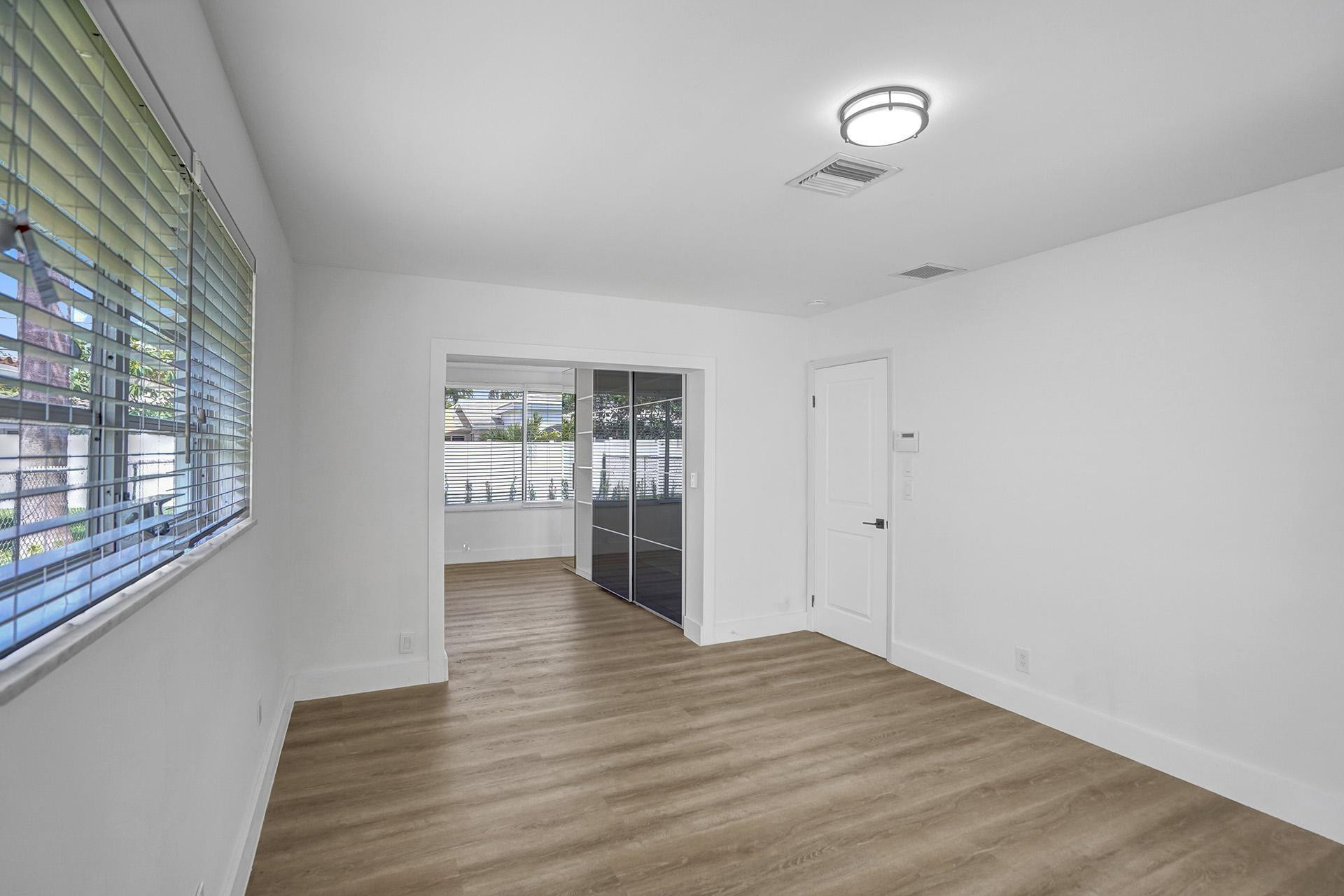 GOLF ESTATES - Residential Lease