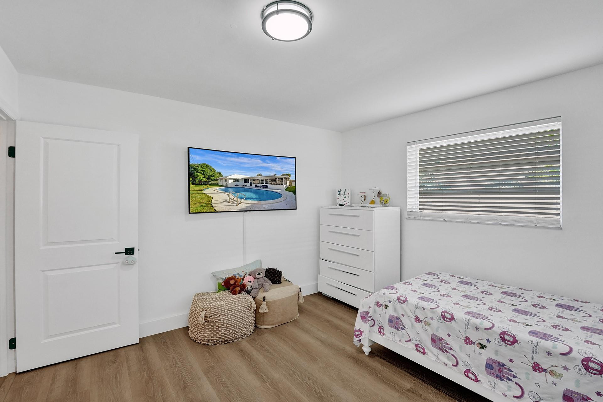 GOLF ESTATES - Residential Lease