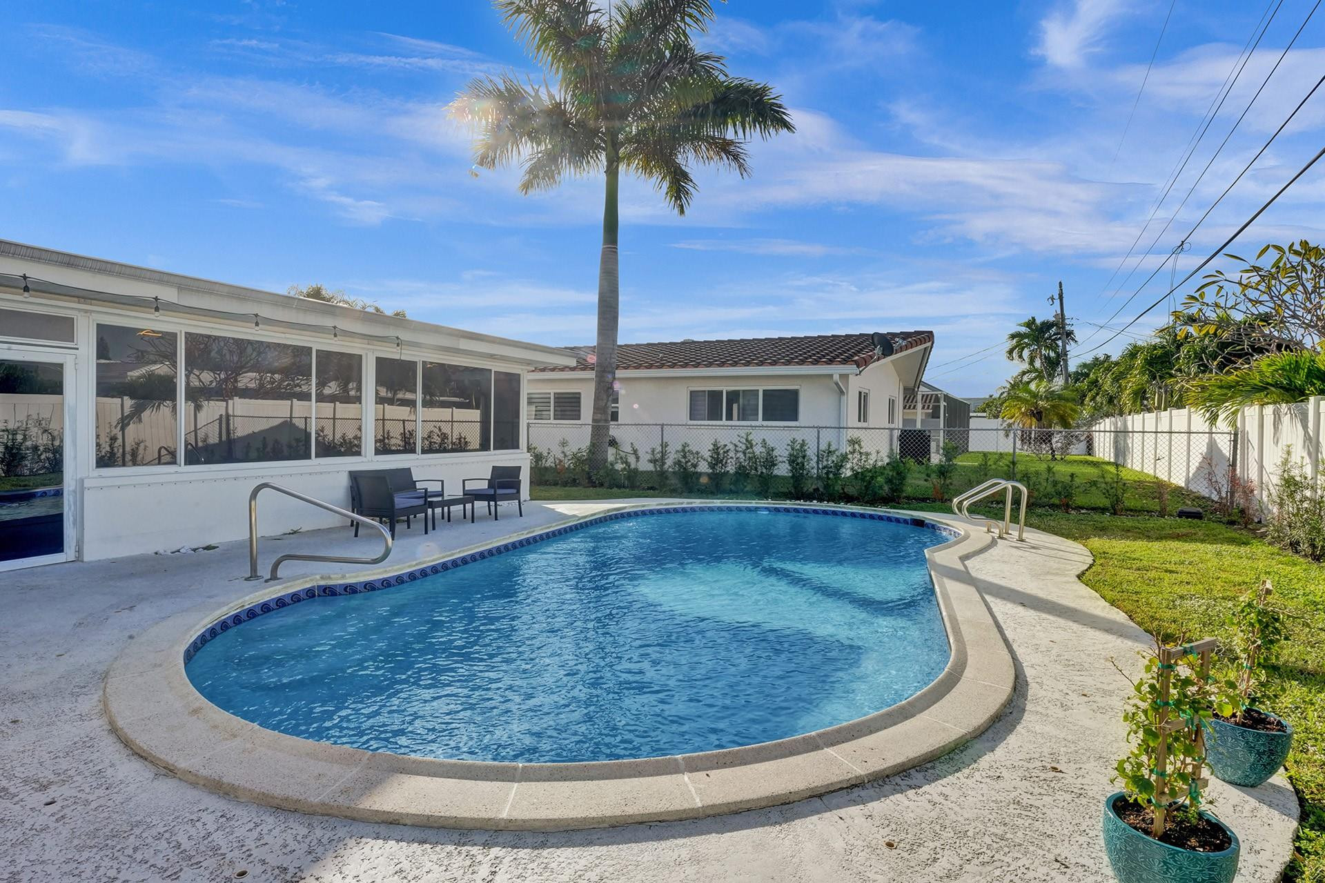 GOLF ESTATES - Residential Lease