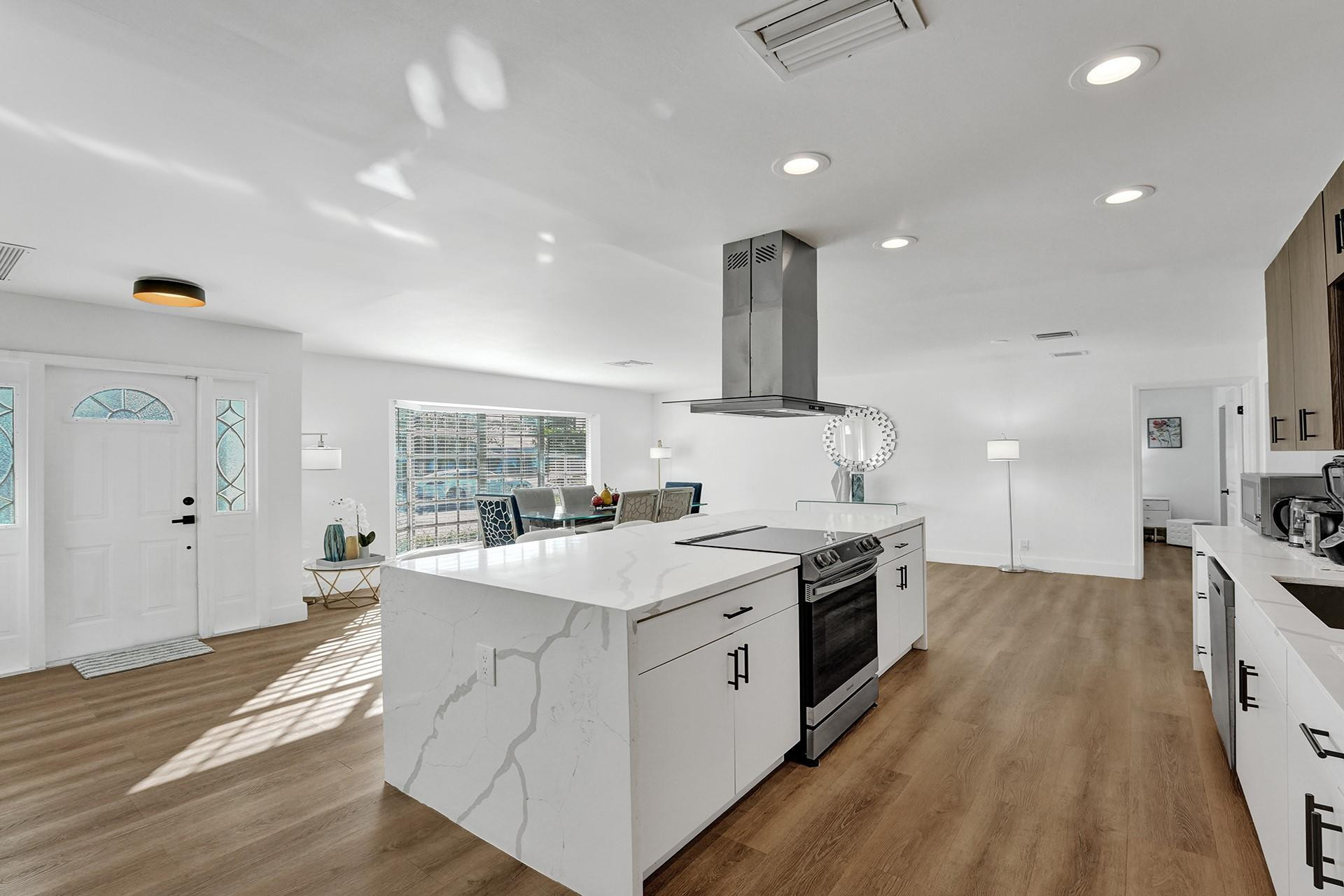 GOLF ESTATES - Residential Lease