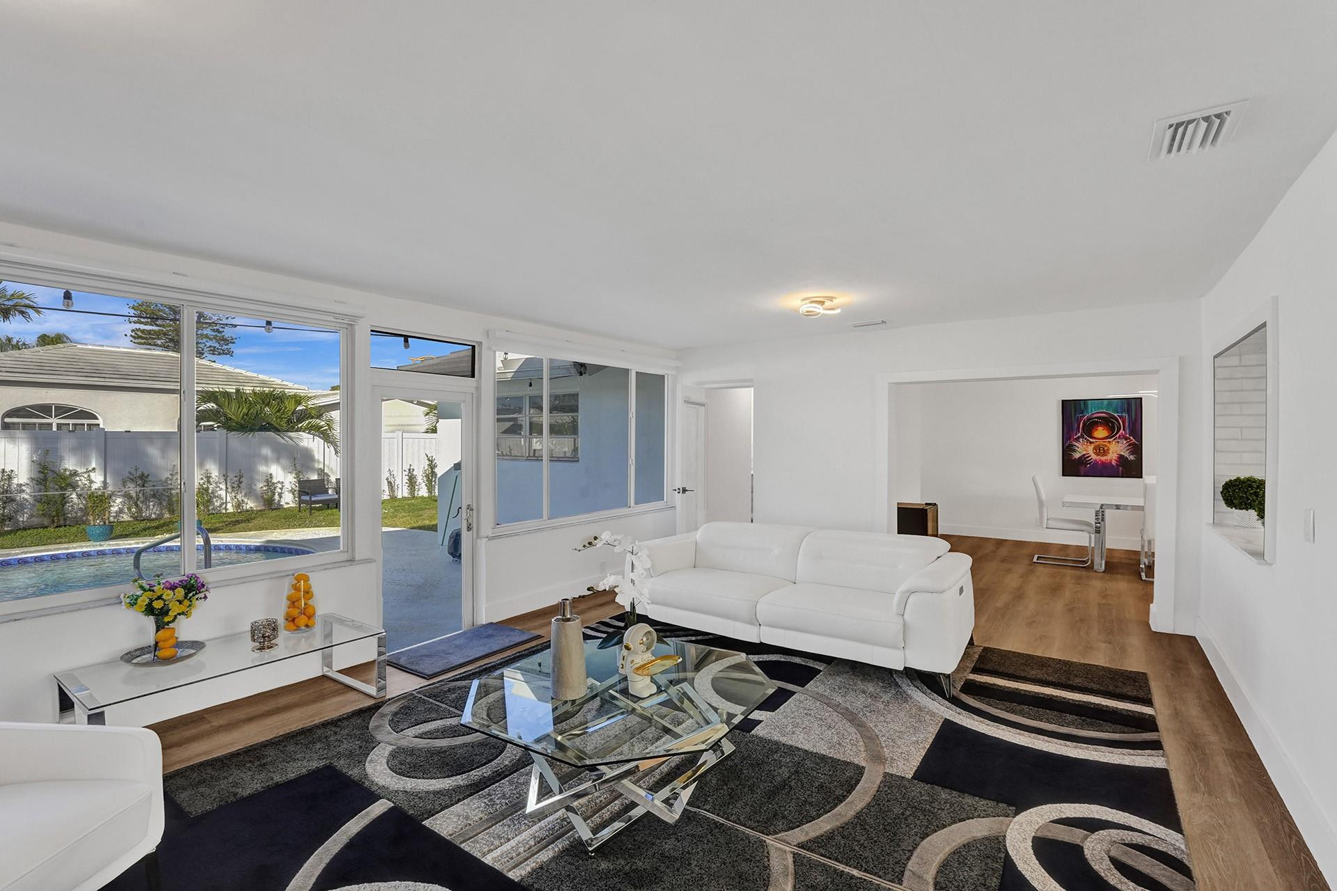 GOLF ESTATES - Residential Lease