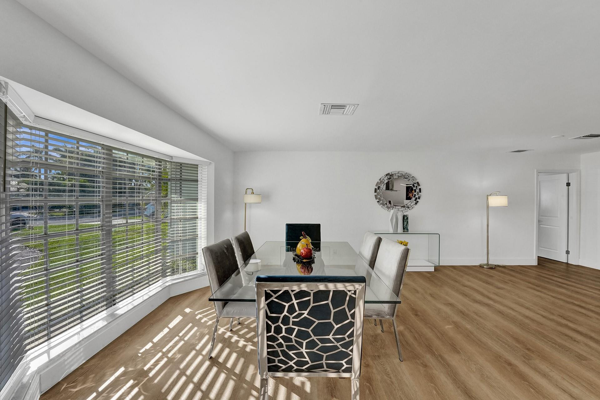 GOLF ESTATES - Residential Lease