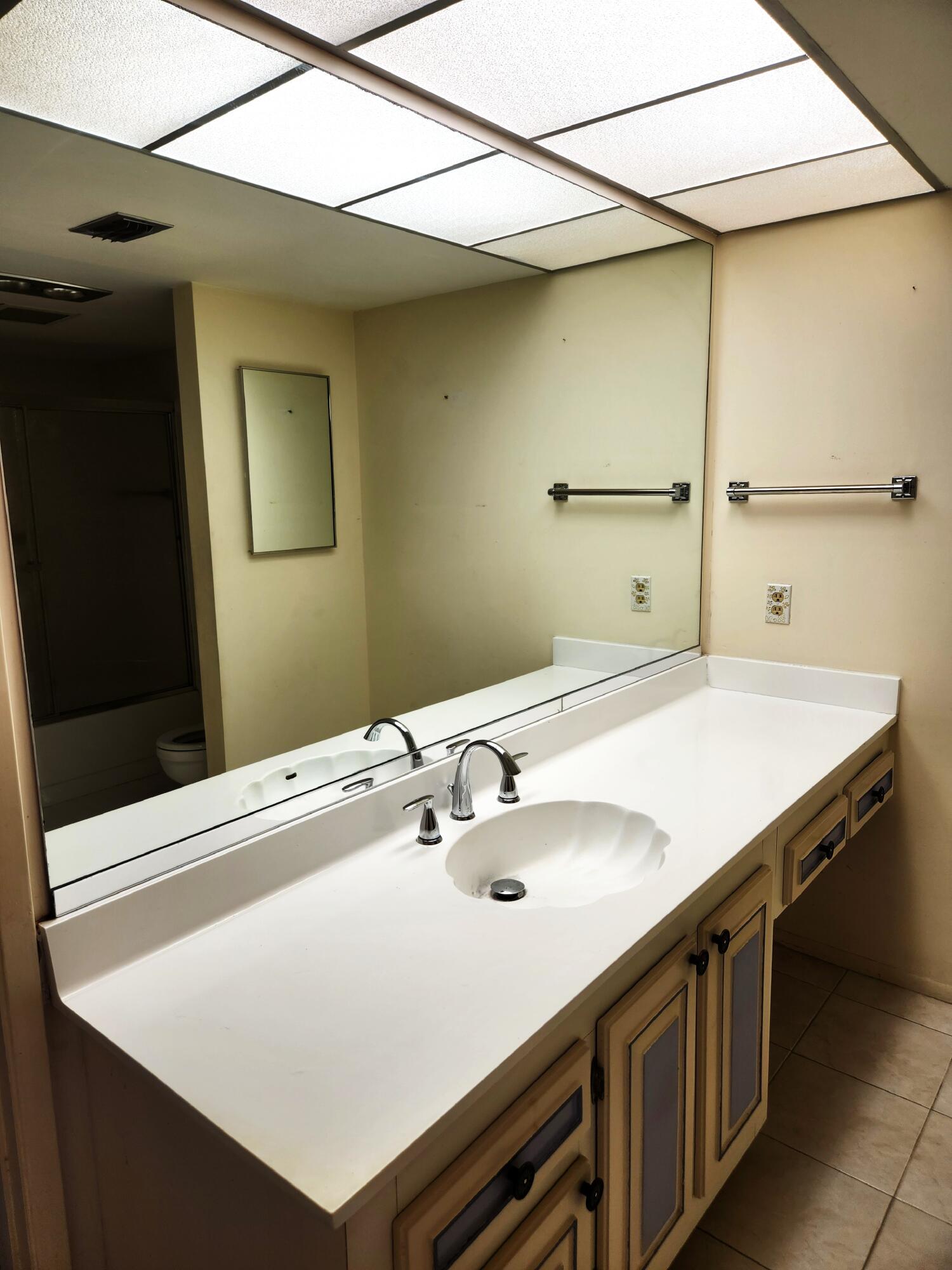 MARTINIQUE VILLAGE I CONDO - Residential