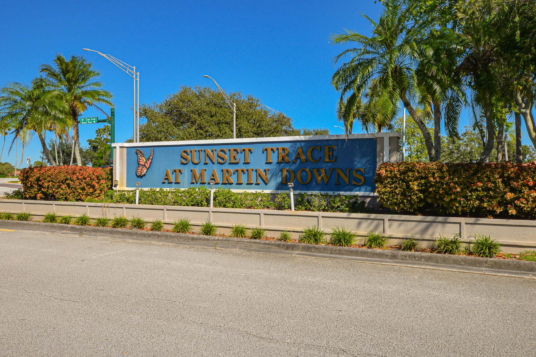 VILLAS AT SUNSET TRACE AT MARTIN DOWNS (AKA MARTIN - Residential