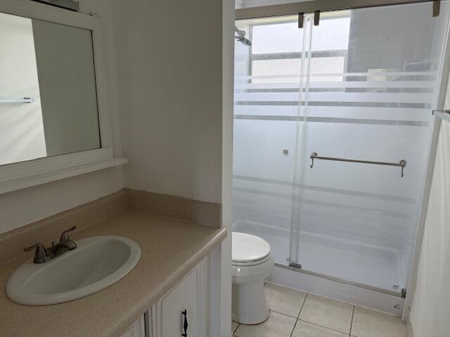 LAKESIDE VILLAGE CONDO 4 - Residential