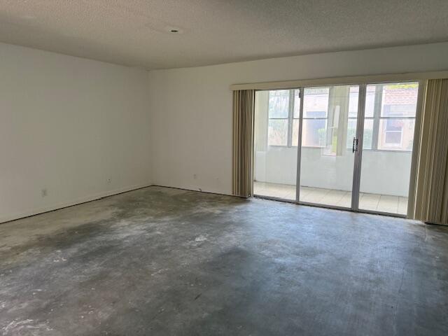 LAKESIDE VILLAGE CONDO 4 - Residential