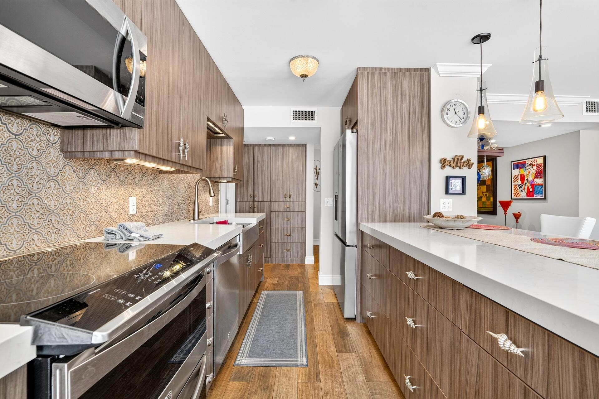 POMPANO BEACH CLUB NORTH CONDO - Residential