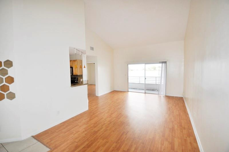 SUMMER LAKE - Residential Lease