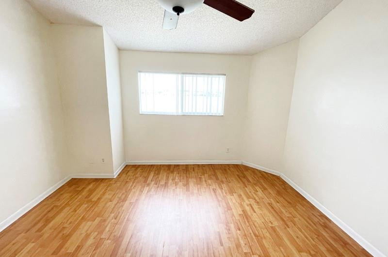 SUMMER LAKE - Residential Lease