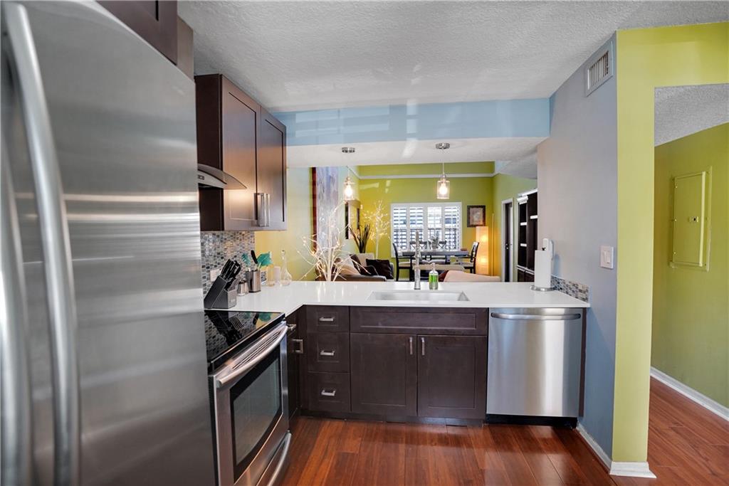 City View Townhomes - Residential