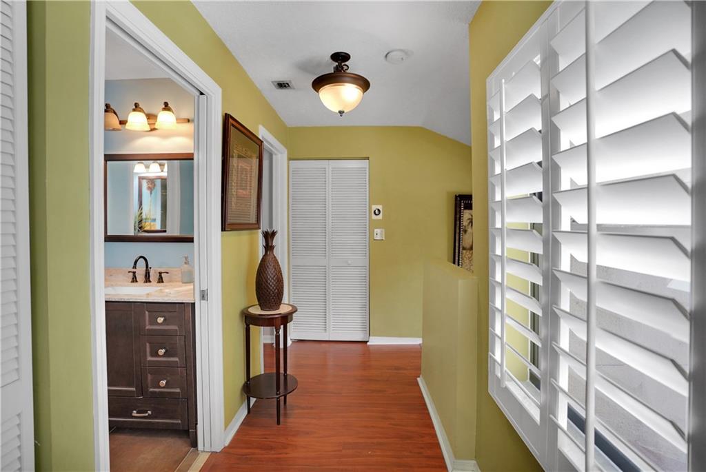 City View Townhomes - Residential