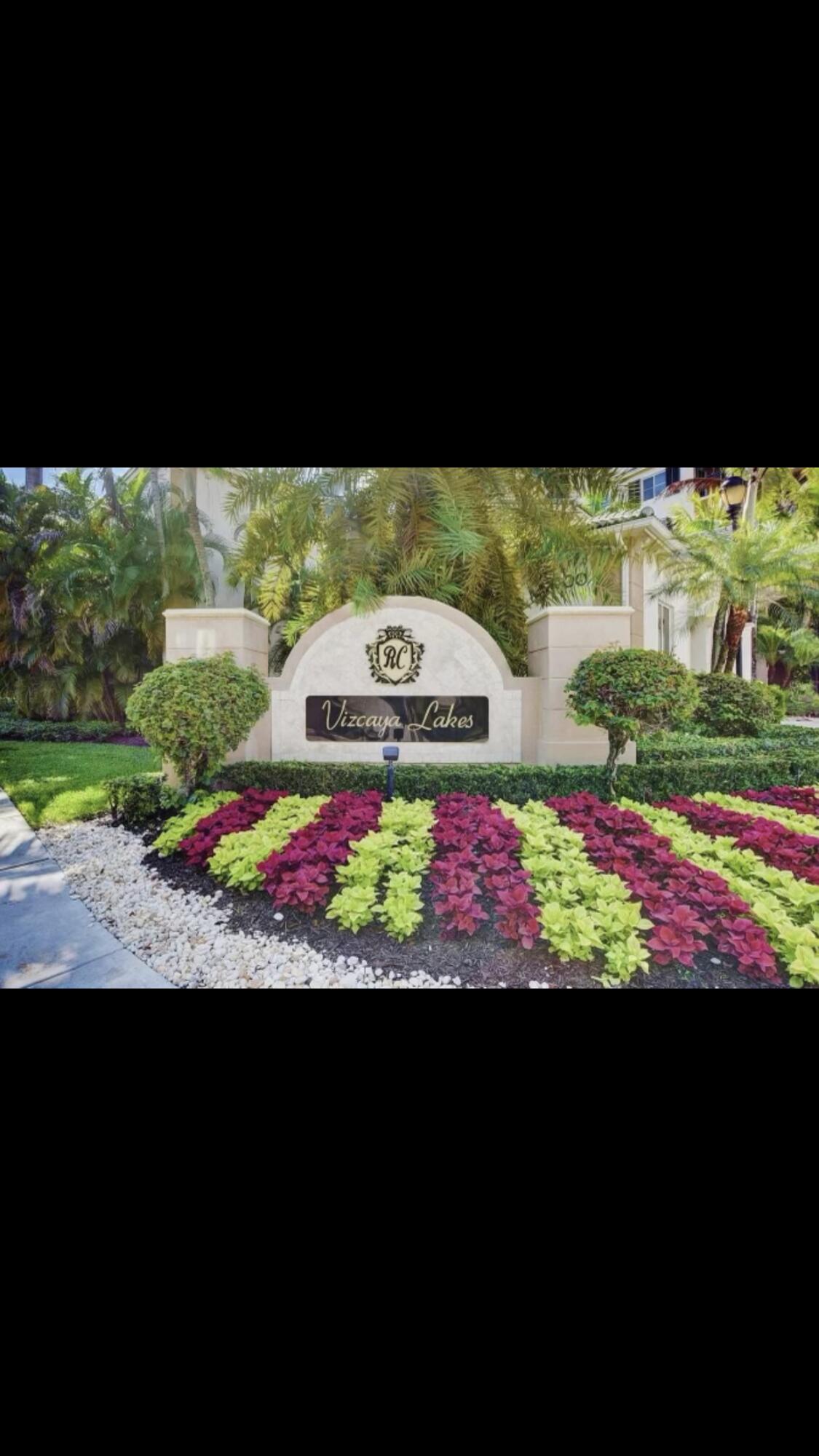 VIZCAYA LAKES CONDO - Residential