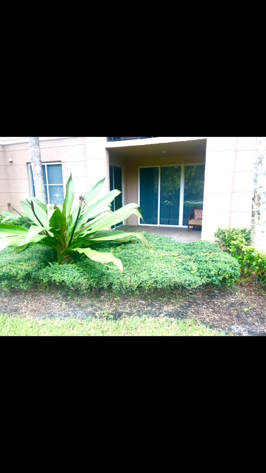 VIZCAYA LAKES CONDO - Residential