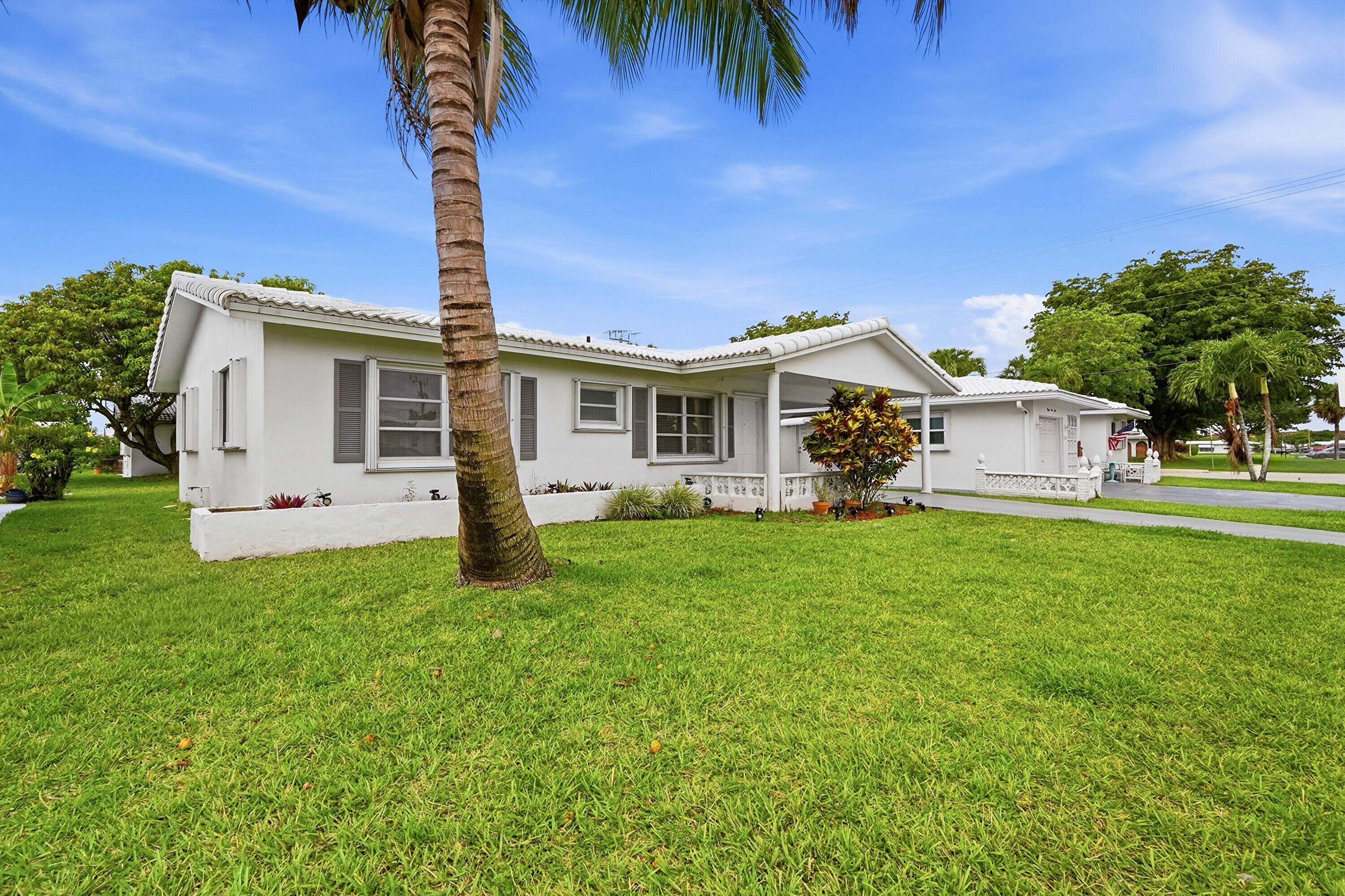 MAINLANDS OF TAMARAC LAKES - Residential