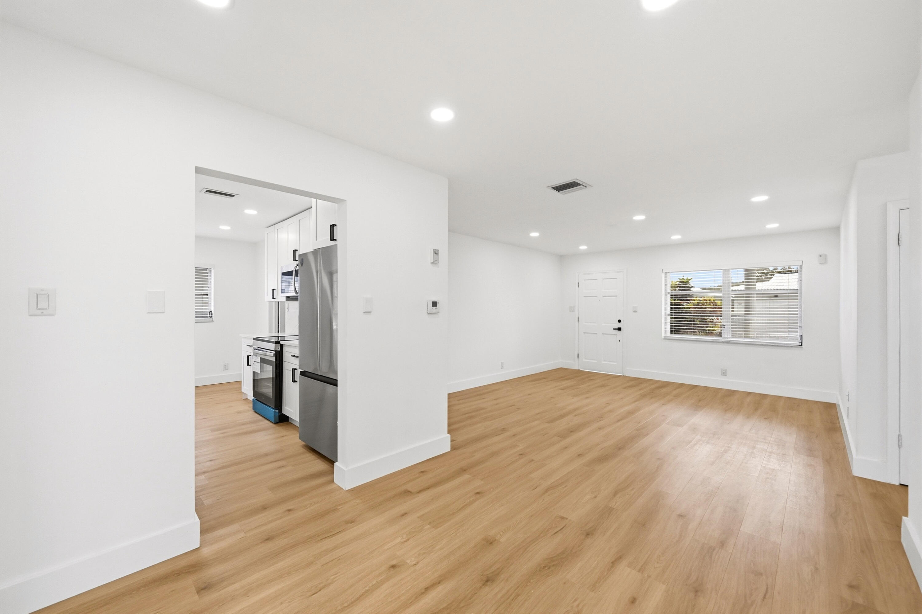 MAINLANDS OF TAMARAC LAKES - Residential